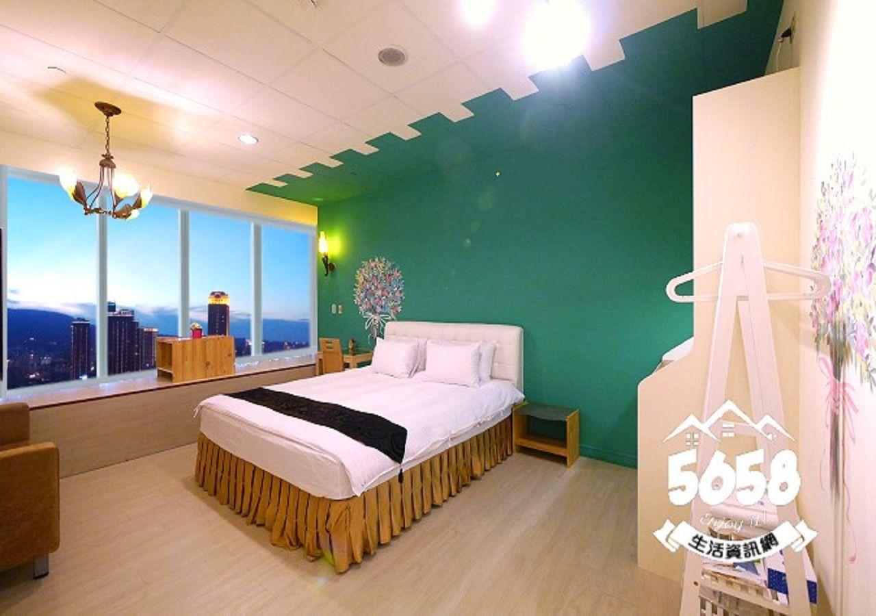 85 Eagle Hotel Kaohsiung Exteriör bild