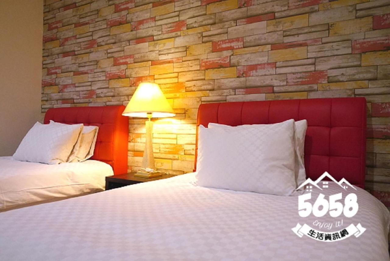 85 Eagle Hotel Kaohsiung Exteriör bild