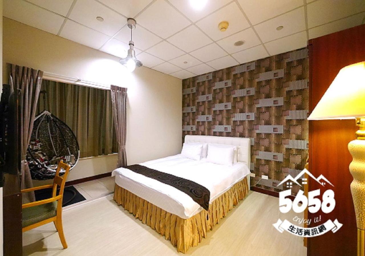 85 Eagle Hotel Kaohsiung Exteriör bild